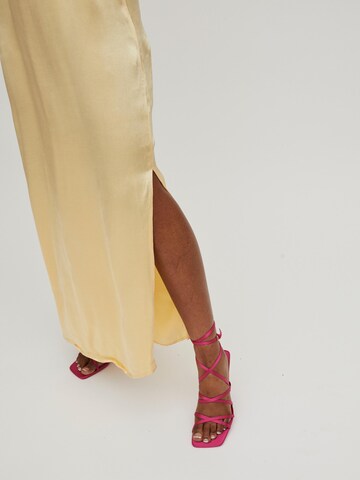 VILA Dress 'Nysitta' in Yellow