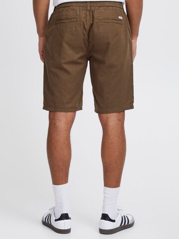 regular Pantaloni con pieghe 'Woven' di BLEND in verde