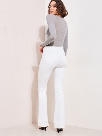 Friends Like These Flared Farmer - bézs