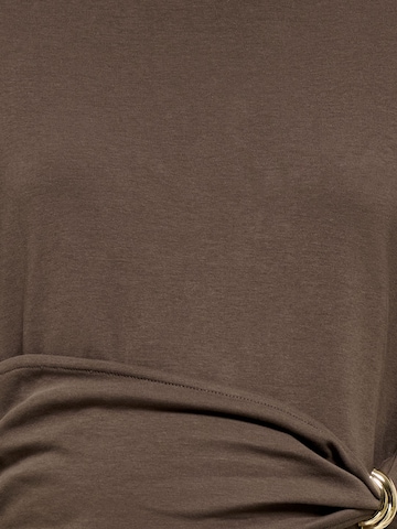 Maglietta di Only Maternity in marrone