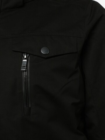 STOY Between-Season Jacket in Black