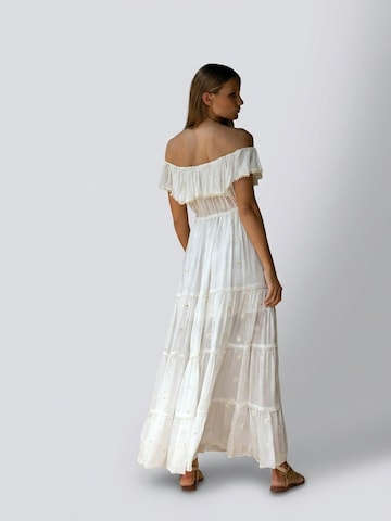 Robe 'Robe Longue Kate' Miss June en blanc