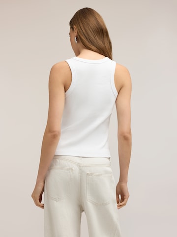 MOTIVI Shirt in White
