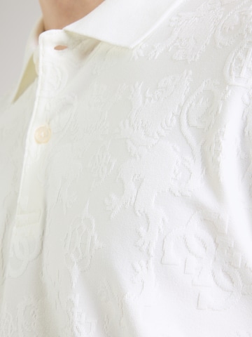 T-Shirt GUESS en blanc