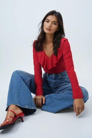 Tricou de la Trend Alaçatı Stili pe roșu