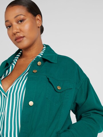 Veste mi-saison 'DREW' ONLY Carmakoma en vert