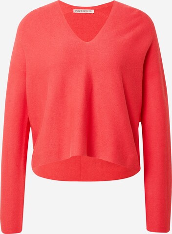 DRYKORN Sweater 'LINNIE' in Red: front