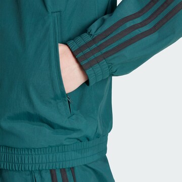 ADIDAS ORIGINALS Kurtka przejściowa 'Adicolor Firebird' w kolorze zielony