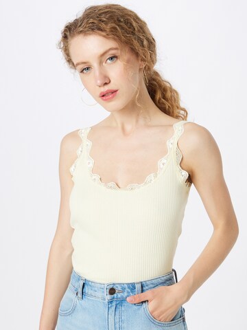 River Island Top in White: front