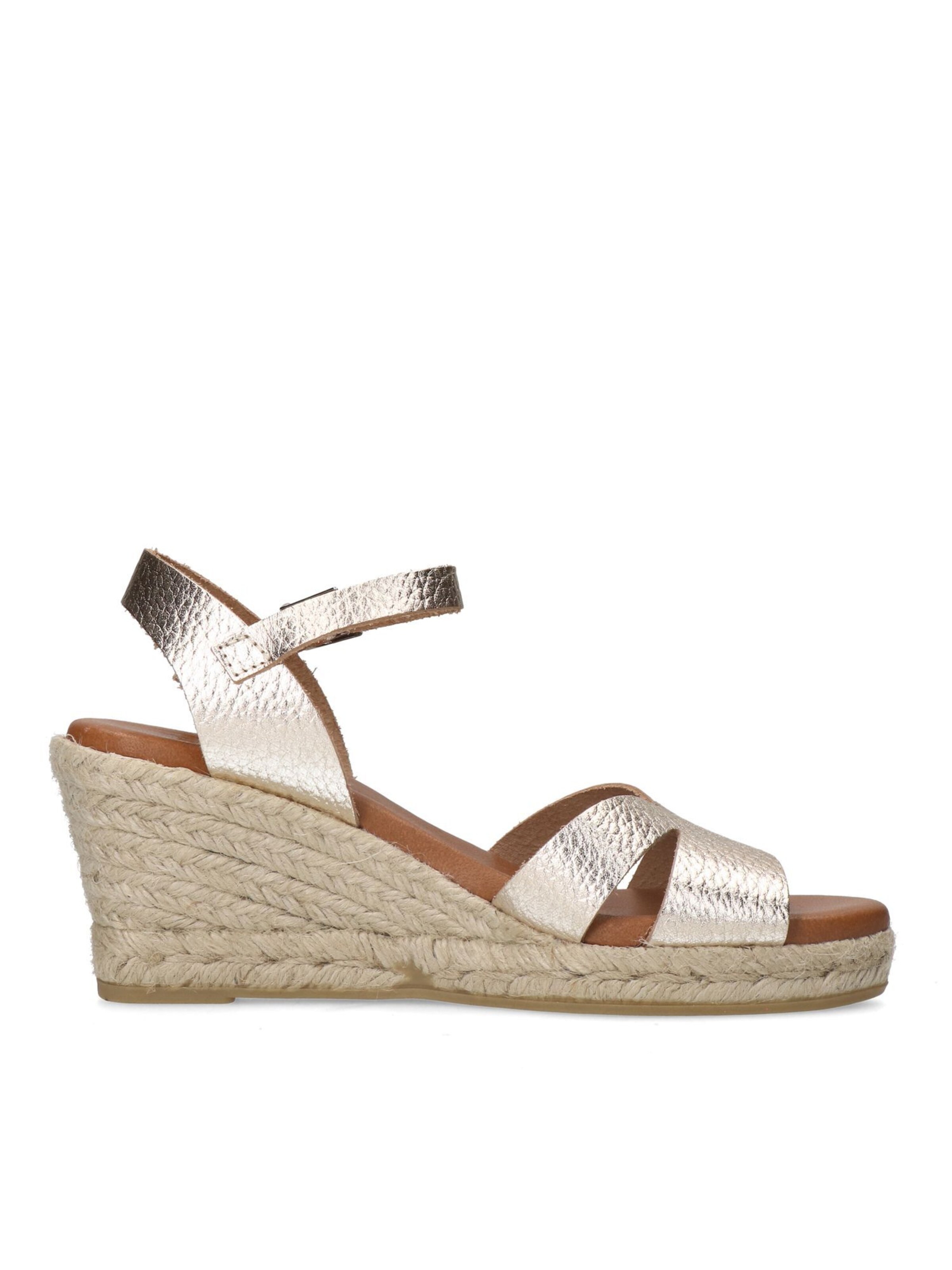 MANFIELD Sandals in Gold