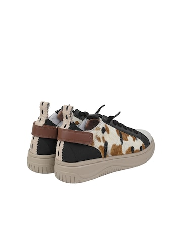 Crickit Sneaker in Beige