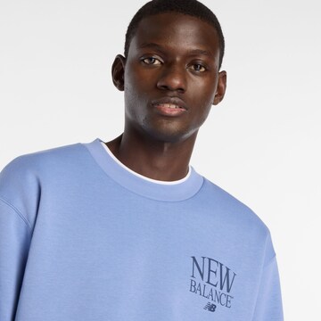 T-Shirt 'Reimagined Fleece Crew' new balance en bleu
