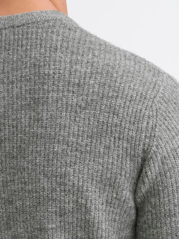 INDICODE JEANS Sweater ' IDBratram ' in Grey
