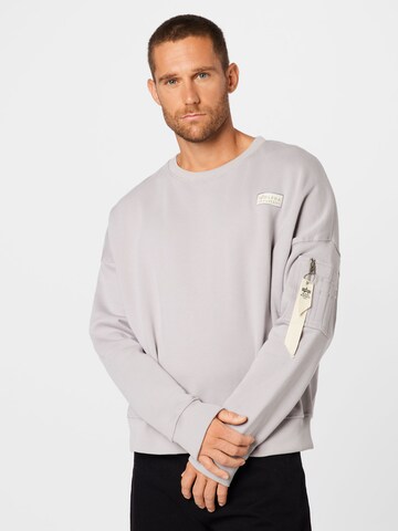 ALPHA INDUSTRIES Sweatshirt in Grijs: voorkant