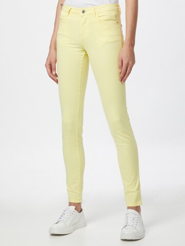 GUESS Slim fit Jeans 'CURVE X' in Yellow: front