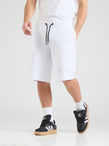 CAMP DAVID - regular Pantalón en blanco: frente