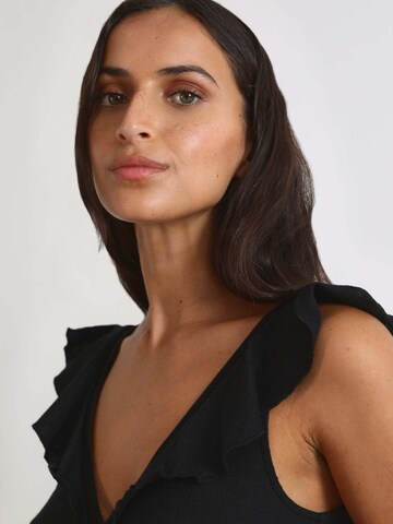 Scalpers Top in Black
