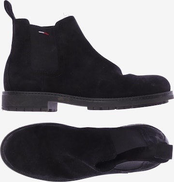 Tommy Jeans Anke & Mid-Calf Boots in 45 in Black: front