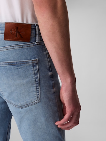 Coupe slim Jean Calvin Klein Jeans en bleu