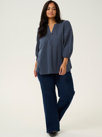 Camicia da donna 'Jolana' di KAFFE CURVE in blu