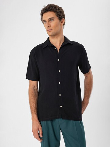 Antioch Regular Fit Hemd in Schwarz