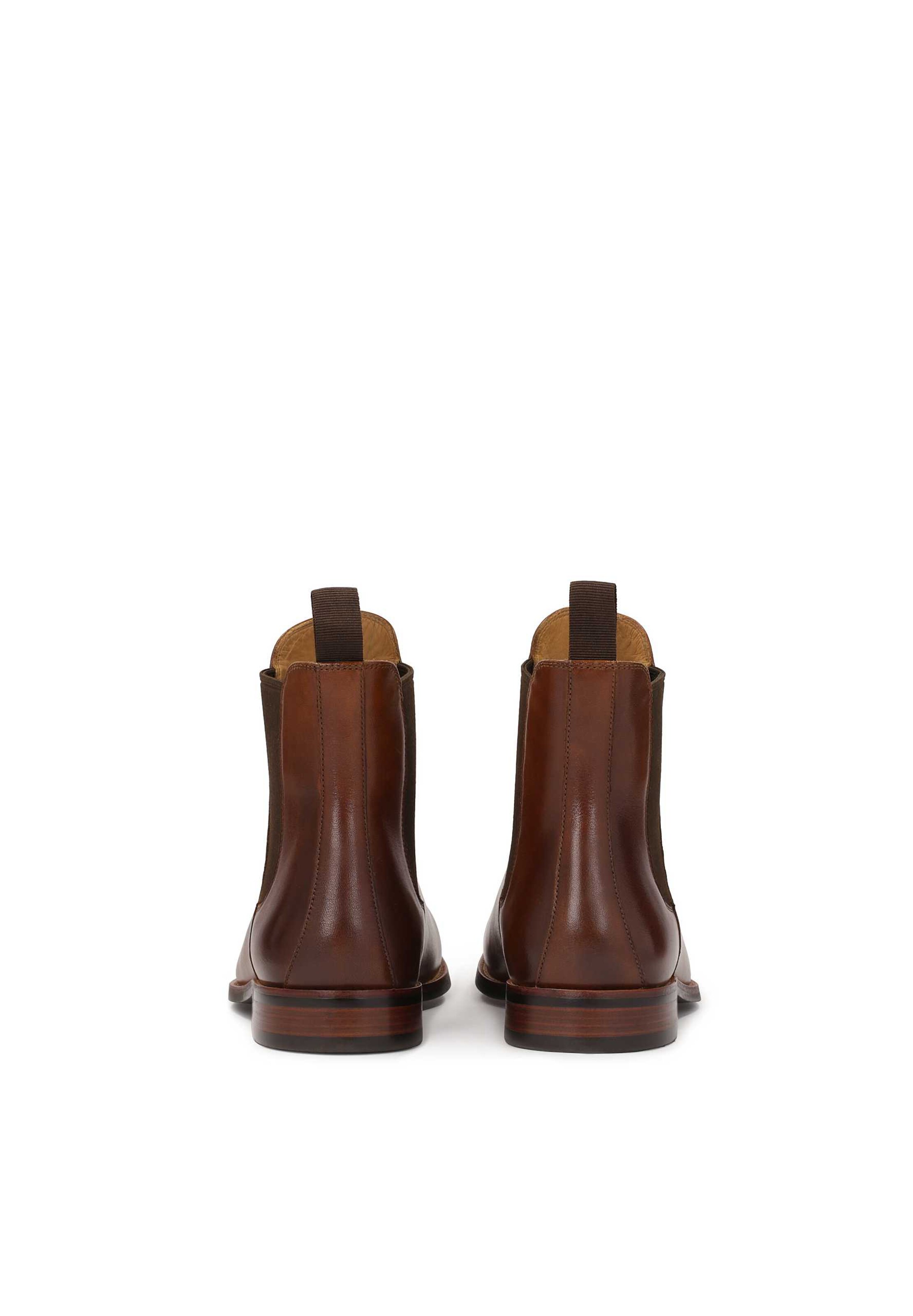 Kazar Chelsea boots in Bruin