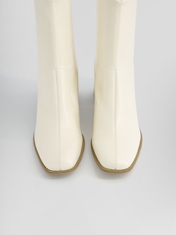 Bershka Ankle Boots in White