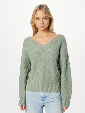 ABOUT YOU Sweater 'Hermine' in Green: front