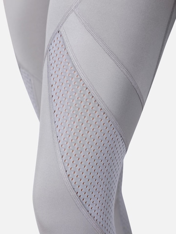 Skinny Pantalon de sport MOROTAI en gris