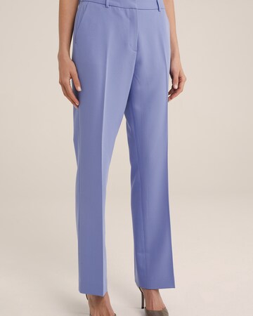 WE Fashion Regular Pleated Pants in Purple: front