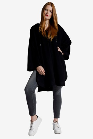 Ulla Popken Poncho in Schwarz