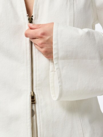 Chemisier 'PCFlora' PIECES en blanc