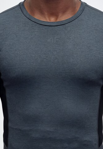 4F - Camisa funcionais 'FNK' em cinzento