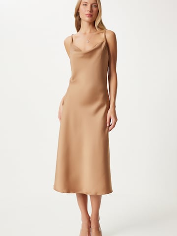 Happiness İstanbul Evening dress in Beige: front