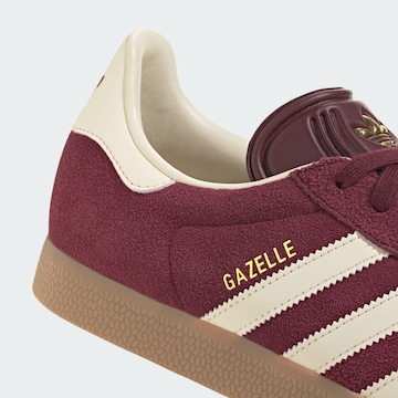 Baskets basses 'Gazelle' ADIDAS ORIGINALS en rouge