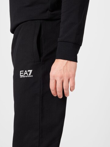 EA7 Emporio Armani Zúžený strih Nohavice - Čierna