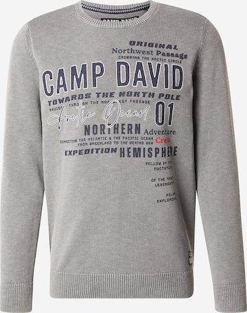 CAMP DAVID Свитер в Серый: спереди