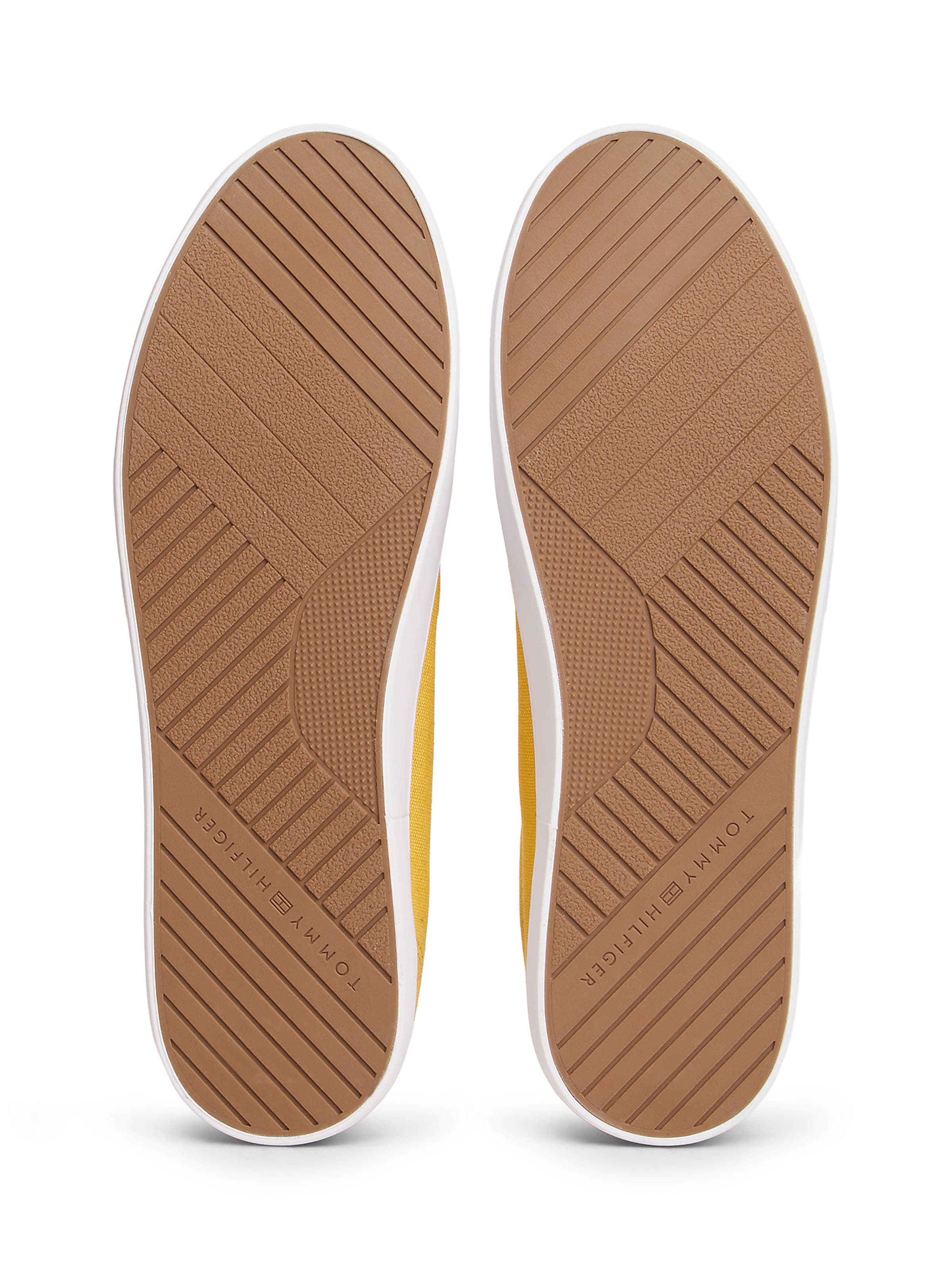 Baskets basses TOMMY HILFIGER en jaune