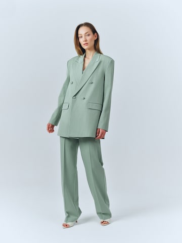 MB by Marta Buzolic Blazers in Groen