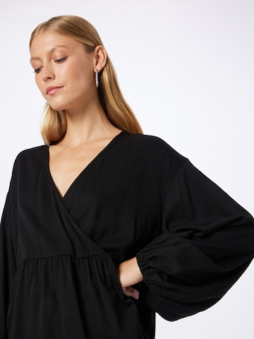 minimum Bluse 'LILASA' in Schwarz