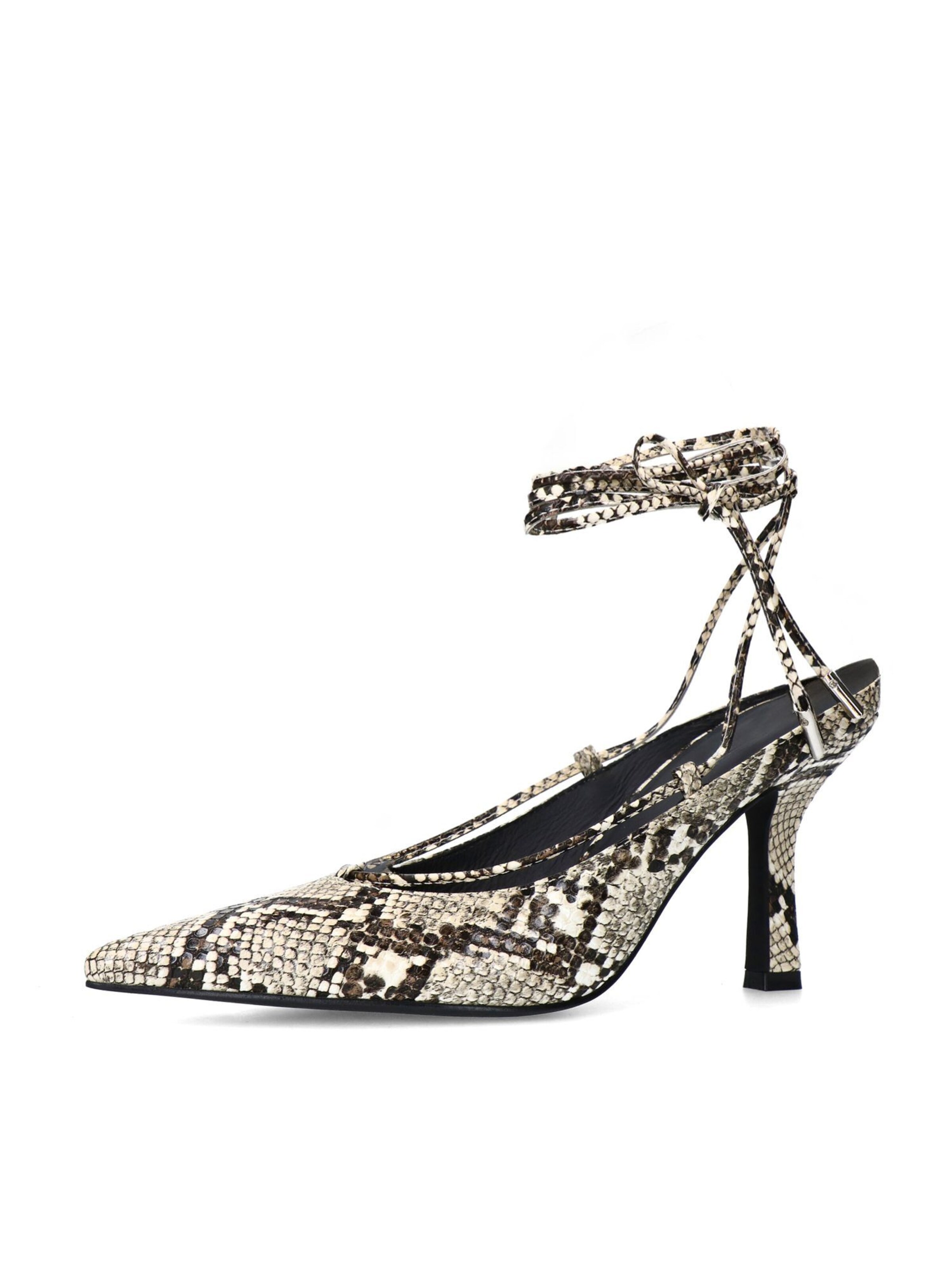 SACHA Slingpumps in Beige: voorkant