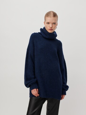 Pullover extra large 'Juna' di LeGer by Lena Gercke in blu: frontale