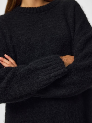 PIECES Sweater 'PCTina' in Black