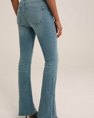 WE Fashion Flared Jeans in Blauw