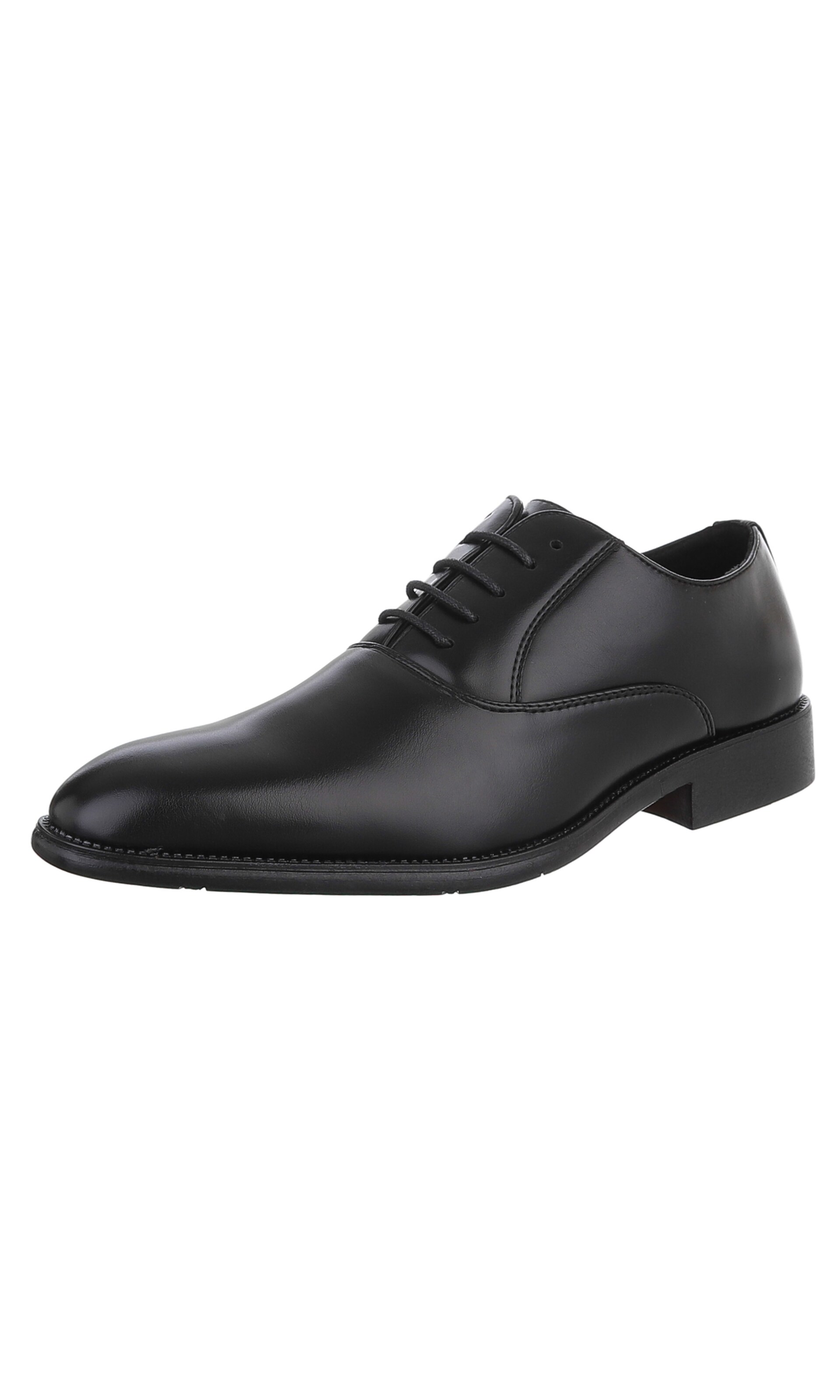 CoolWalk Lace-Up Shoes in Black: front