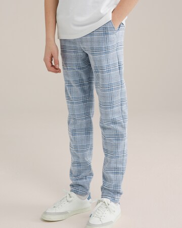 WE Fashion Regular Trousers in Blue: front