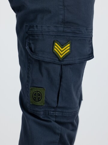 ALPHA INDUSTRIES Tapered Παντελόνι cargo σε μπλε