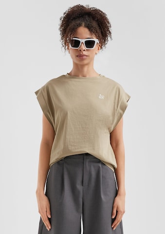 QS Shirts i beige: forside