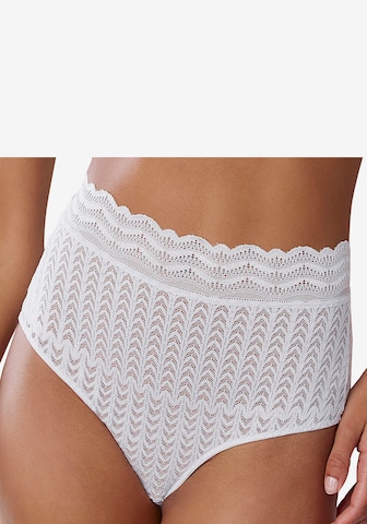 s.Oliver Panty in White: front