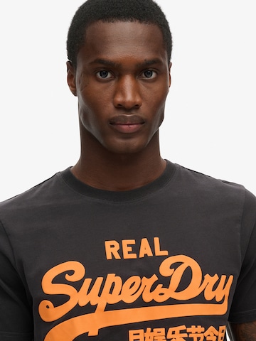 Superdry T-shirt 'Neon' i grå